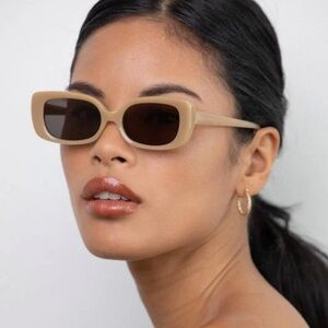 Velvet canyon tan retro sunglasses